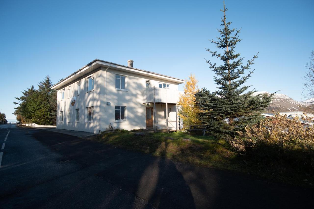 The Guesthouse By The Fjord Thingeyri Екстериор снимка